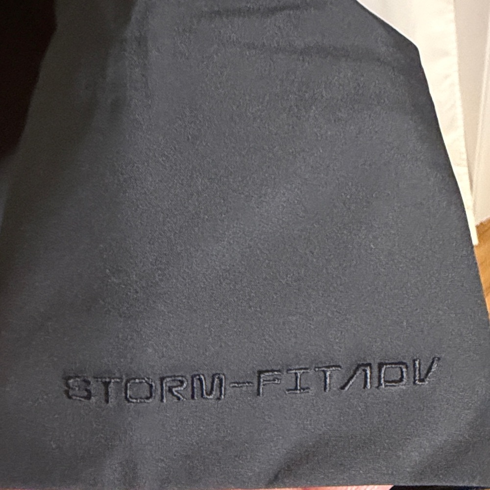 Nike Tech Pack Storm - Fitadv Gore-Tex medium trench rain jacket black - Picture 4 of 13